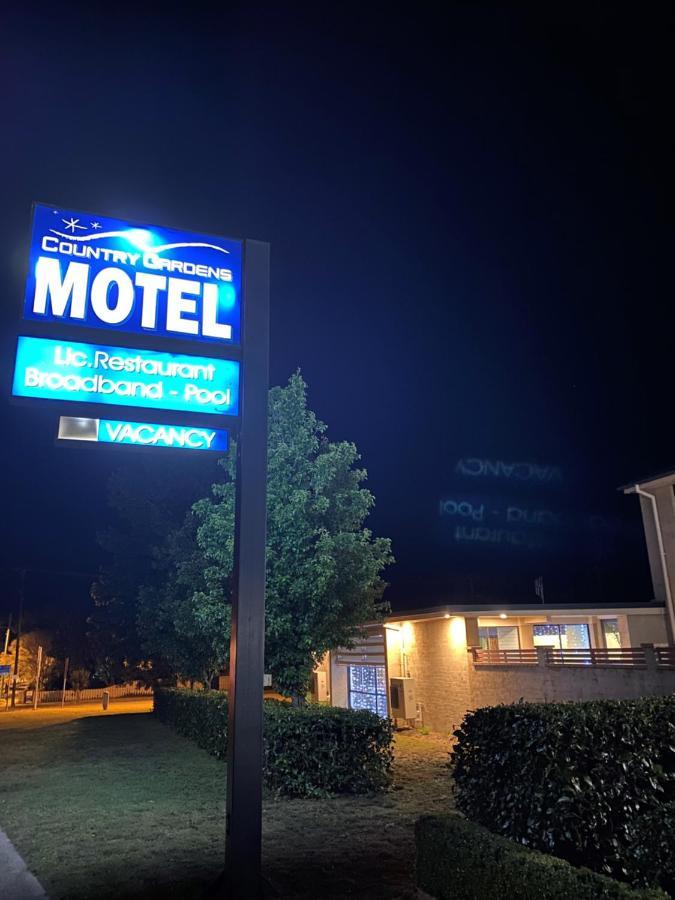 Country Gardens Motel Coonabarabran Εξωτερικό φωτογραφία
