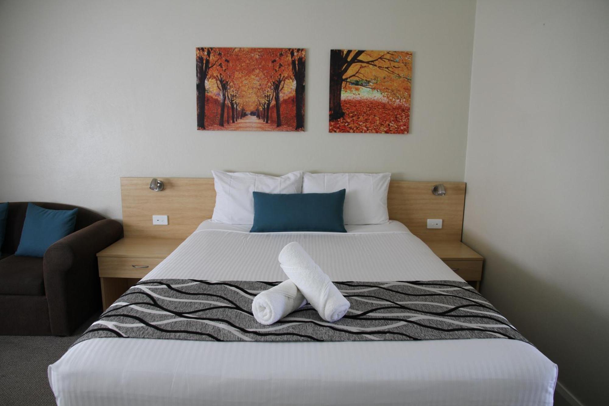 Country Gardens Motel Coonabarabran Εξωτερικό φωτογραφία