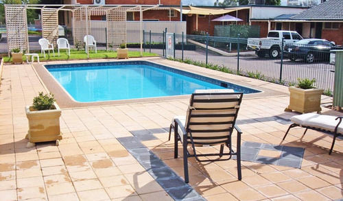 Country Gardens Motel Coonabarabran Εξωτερικό φωτογραφία